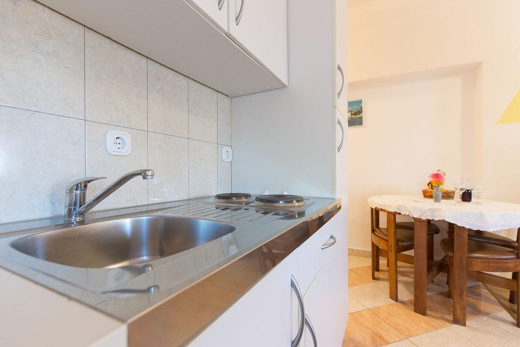 Brzac Apartments Juras מראה חיצוני תמונה