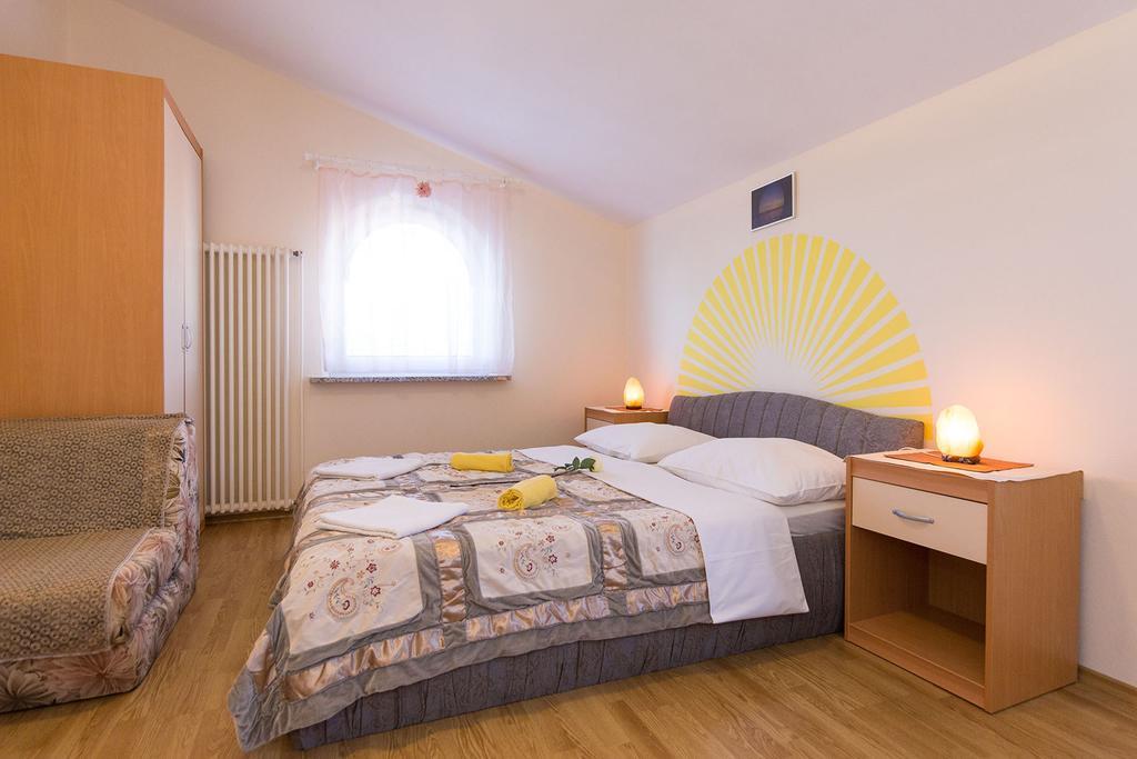 Brzac Apartments Juras מראה חיצוני תמונה