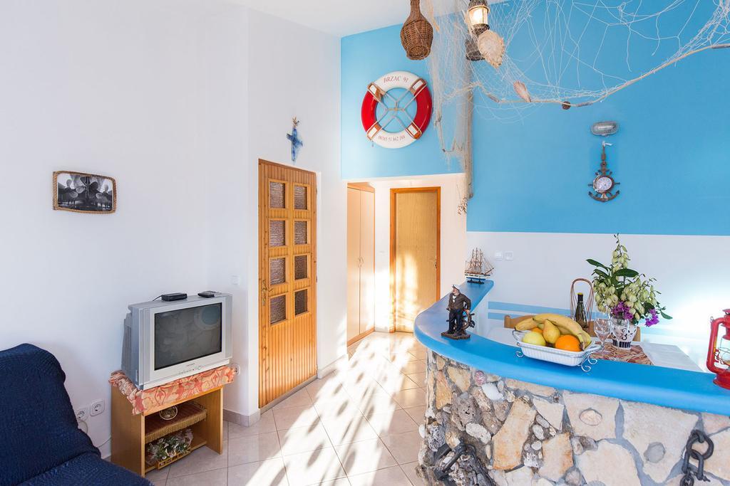 Brzac Apartments Juras מראה חיצוני תמונה